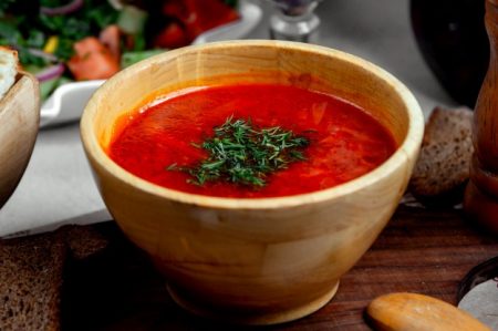 borsch-with-herbs roots