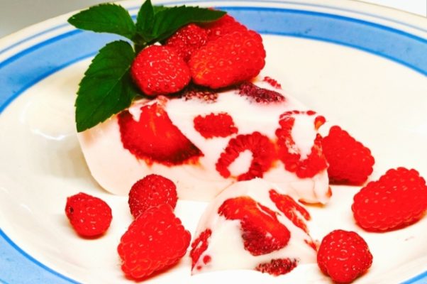 Summer Berry Dessert