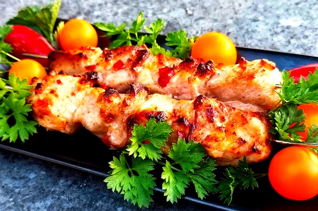 Air Fryer Hot Honey Pork Skewers 3