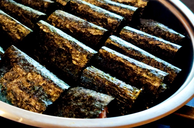 Nori and Rice Rolls with Tuna 2