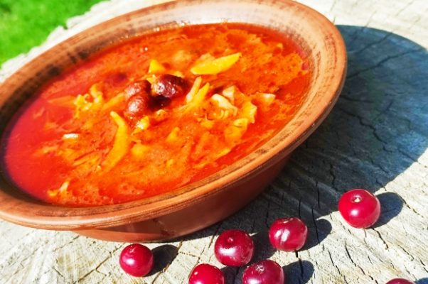 Quick Cherry Red Borsch in Crockpot